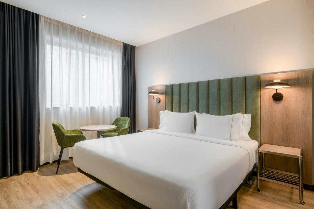 King Room interior